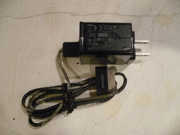 BARNES AND NBLE AC ADAPTER BNRP5-1900, 5V 1.9A