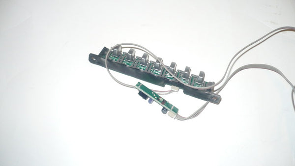 SCEPTRE X40BV-FMQR TV BUTTON AND IR BOARD YFT247428
